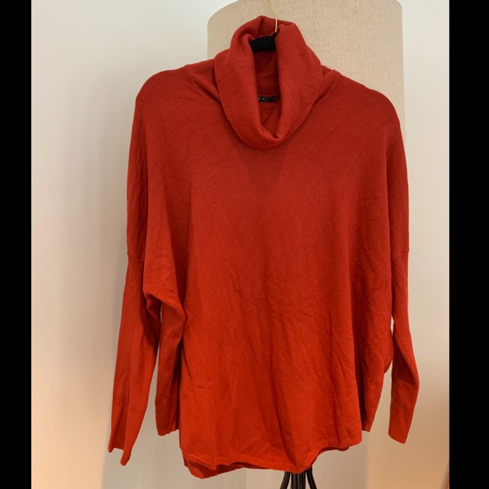 Red Cyrus dolman sleeve cowl turtleneck, S